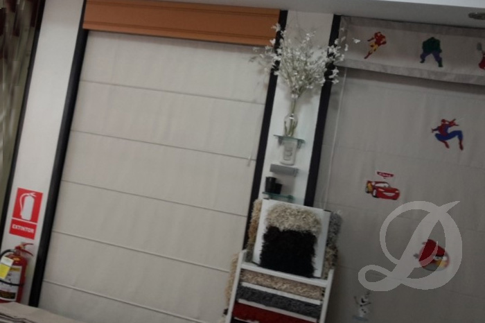 Estores